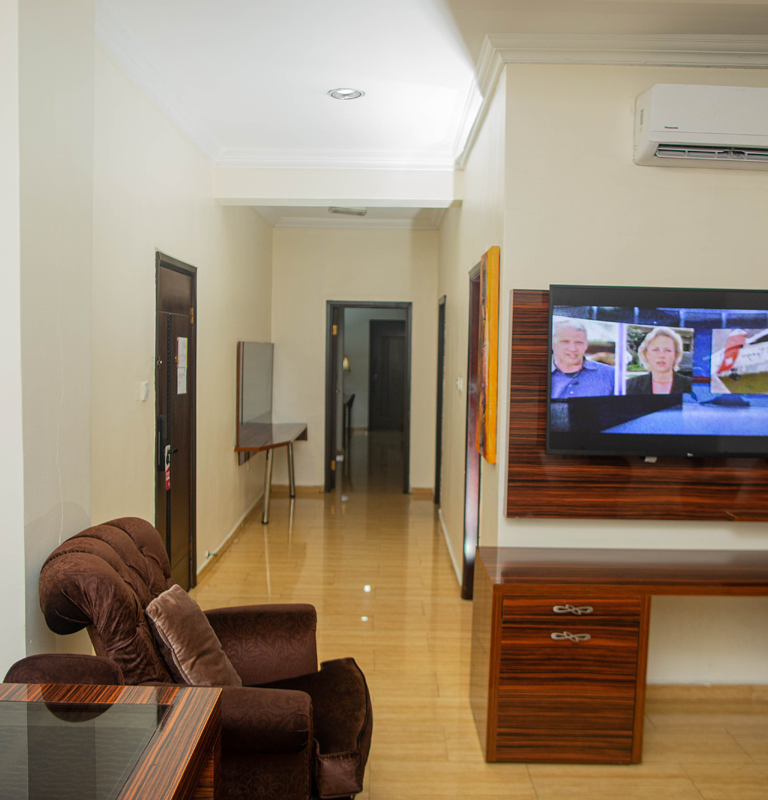PRESIDENTIAL SUITE