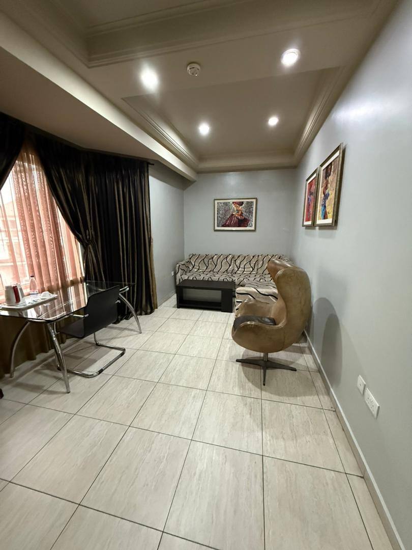 GENESIS REVENTON HOTEL