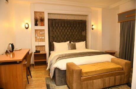 PORTLAND HOTEL