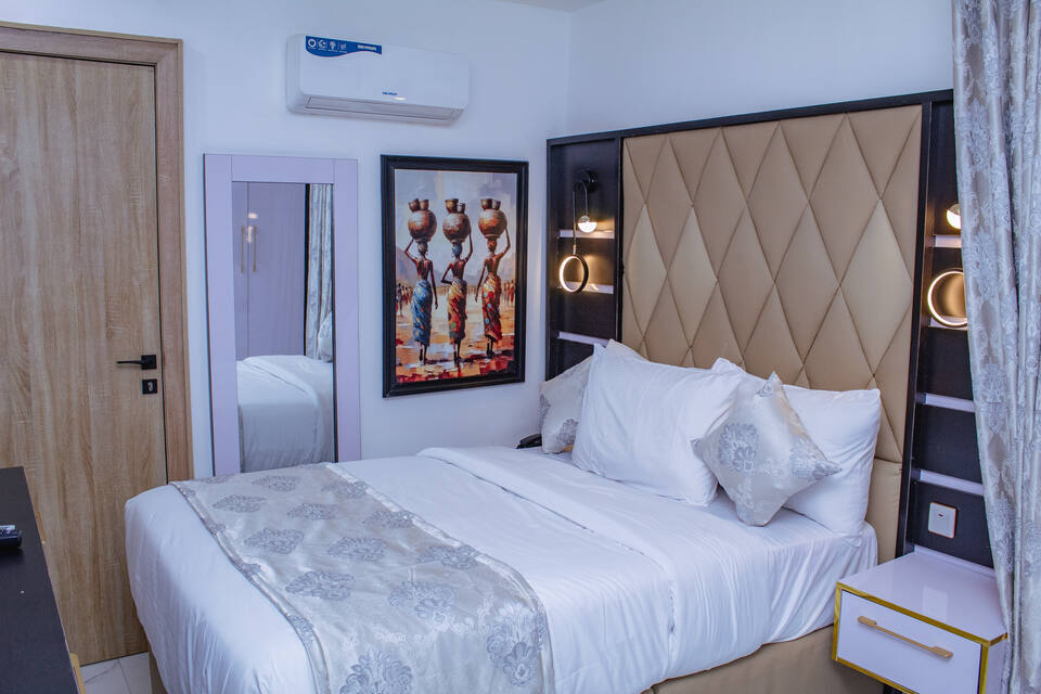 EMSWORTH HOTEL