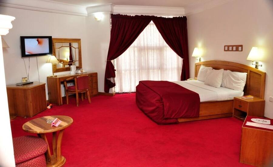 VALENCIA HOTEL