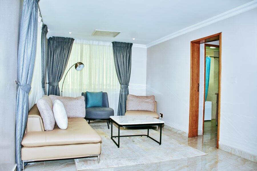 THE COLOSSUS HOTEL