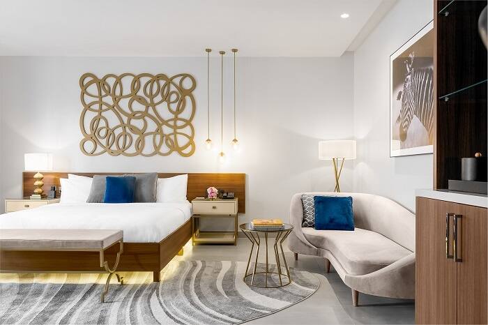 THE ART HOTEL